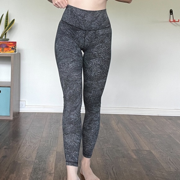 Lululemon Align -RARE PRINT- - Picture 2 of 5